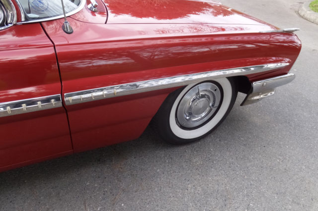 1961 Pontiac Bonneville - photo 6