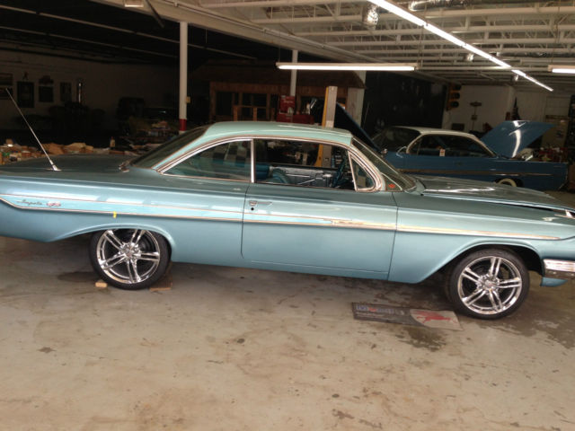 1961 Pontiac Bonneville - photo 10