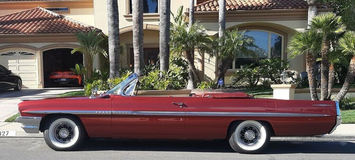 1961 Pontiac Bonneville BONNEVILLE