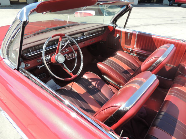 1961 Pontiac Bonneville - photo 12