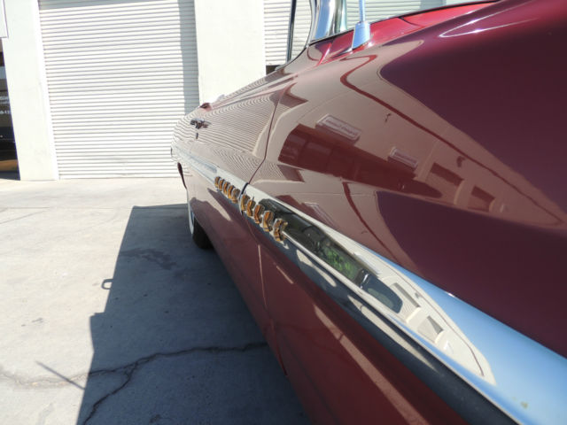 1961 Pontiac Bonneville - photo 9