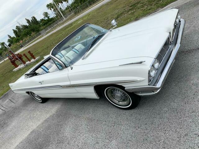 1961 Pontiac Bonneville Restored! Tri Power! SEE VIDEO! - photo 2