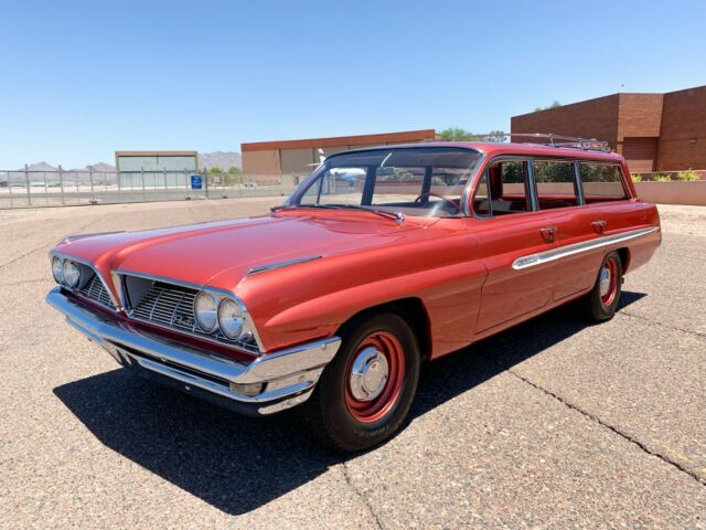 1961 Pontiac Catalina Safari Station Wagon - photo 2