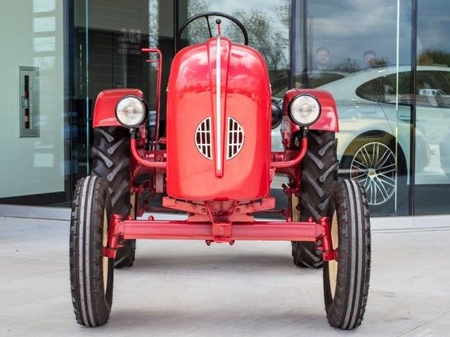 1961 Porsche Junior L108 Tractor - photo 11