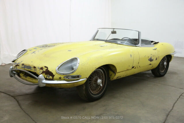 1961 Jaguar XK Roadster Flat floor/External Bonnet locks - photo 7