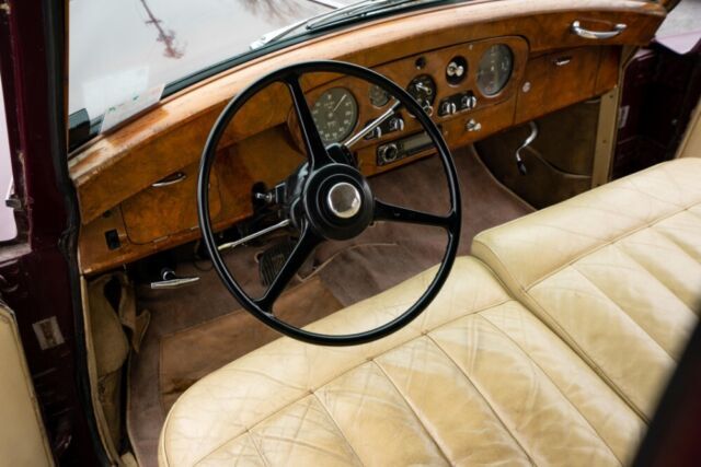 1961 Rolls-Royce Phantom - photo 7
