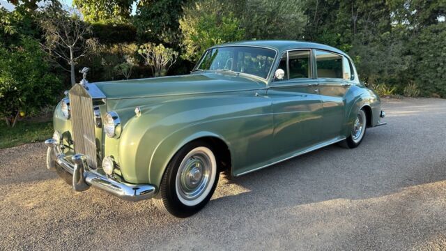 1961 Rolls-Royce Silver Cloud II Long-wheelbase Saloon 1961 Rolls-Royce Silver Cloud II Long-wheelbase Saloon
