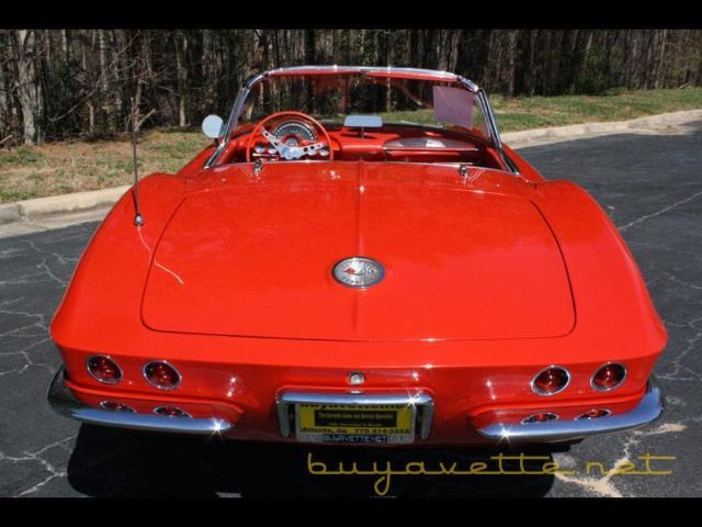 1961 Chevrolet Corvette Convertible - photo 9