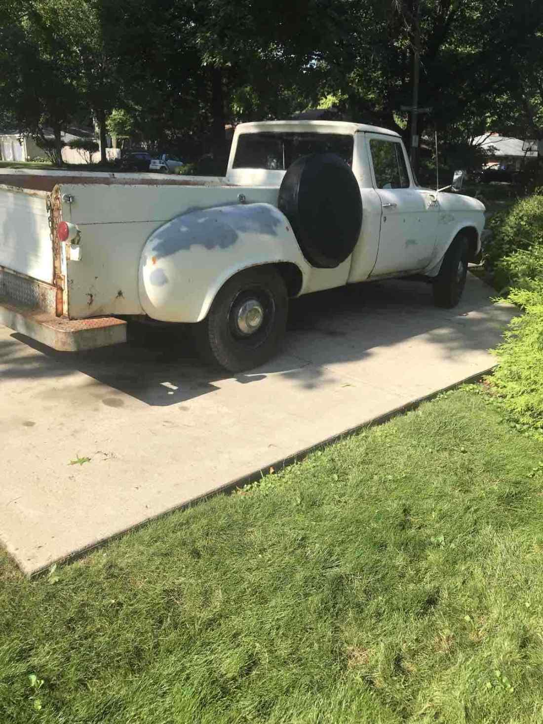 1961 Studebaker Champ 3/4 ton - photo 2