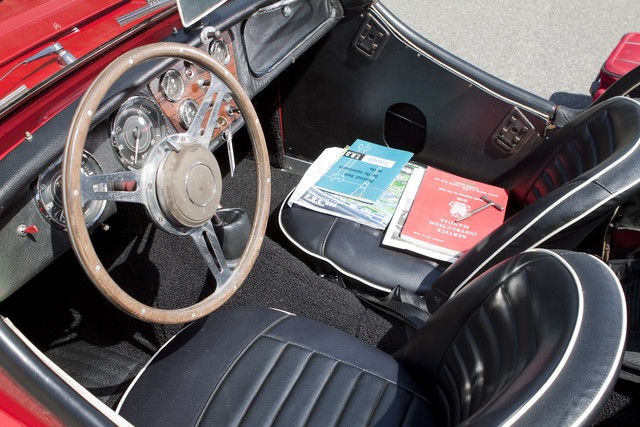 1961 Triumph TR3 - photo 12