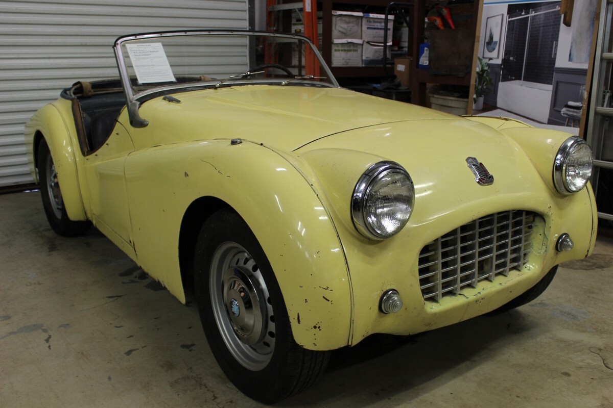 1961 Triumph TR3 - photo 12