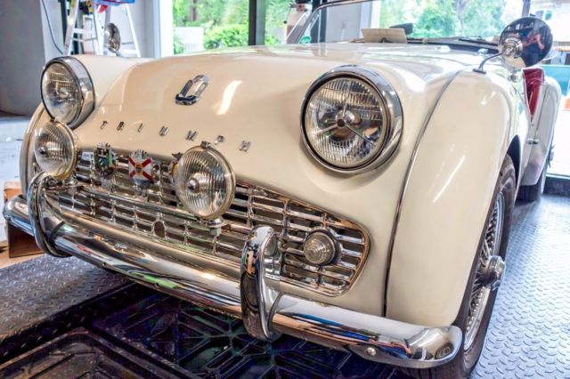 1961 Triumph TR3 - photo 6