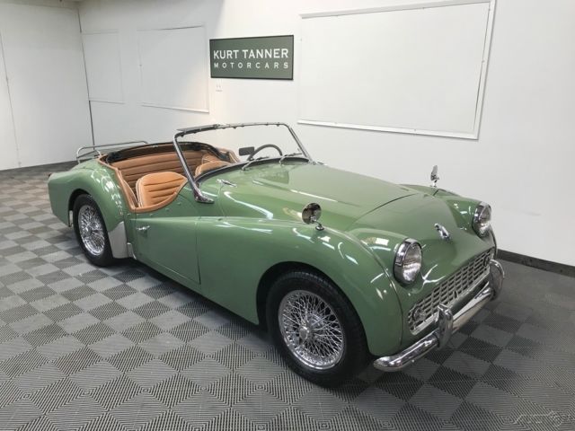 1961 Triumph TR3 4-SPEED. 72-SPOKE CHROME WIRE WHEELS. - photo 3