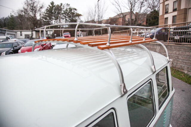 1961 Volkswagen Bus/Vanagon 15-Window Walkthrough Deluxe - photo 8