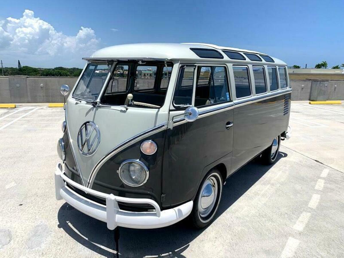 1961 Volkswagen Bus 23 window German Bus 1400 Miles Gray TOTAL RESTORATION 1961 Volkswagen Bus/Vanagon
