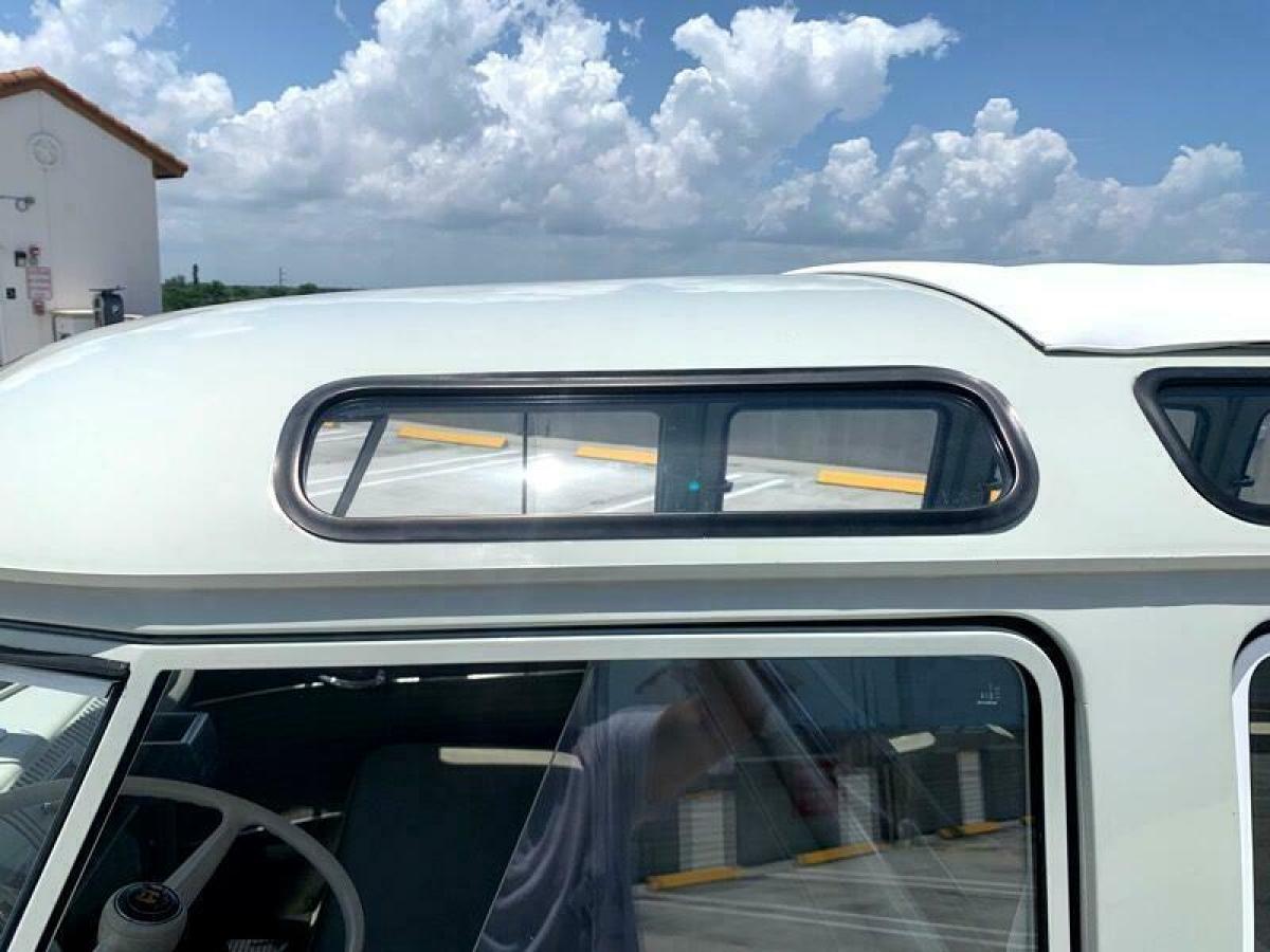 1961 Volkswagen Bus/Vanagon - photo 12
