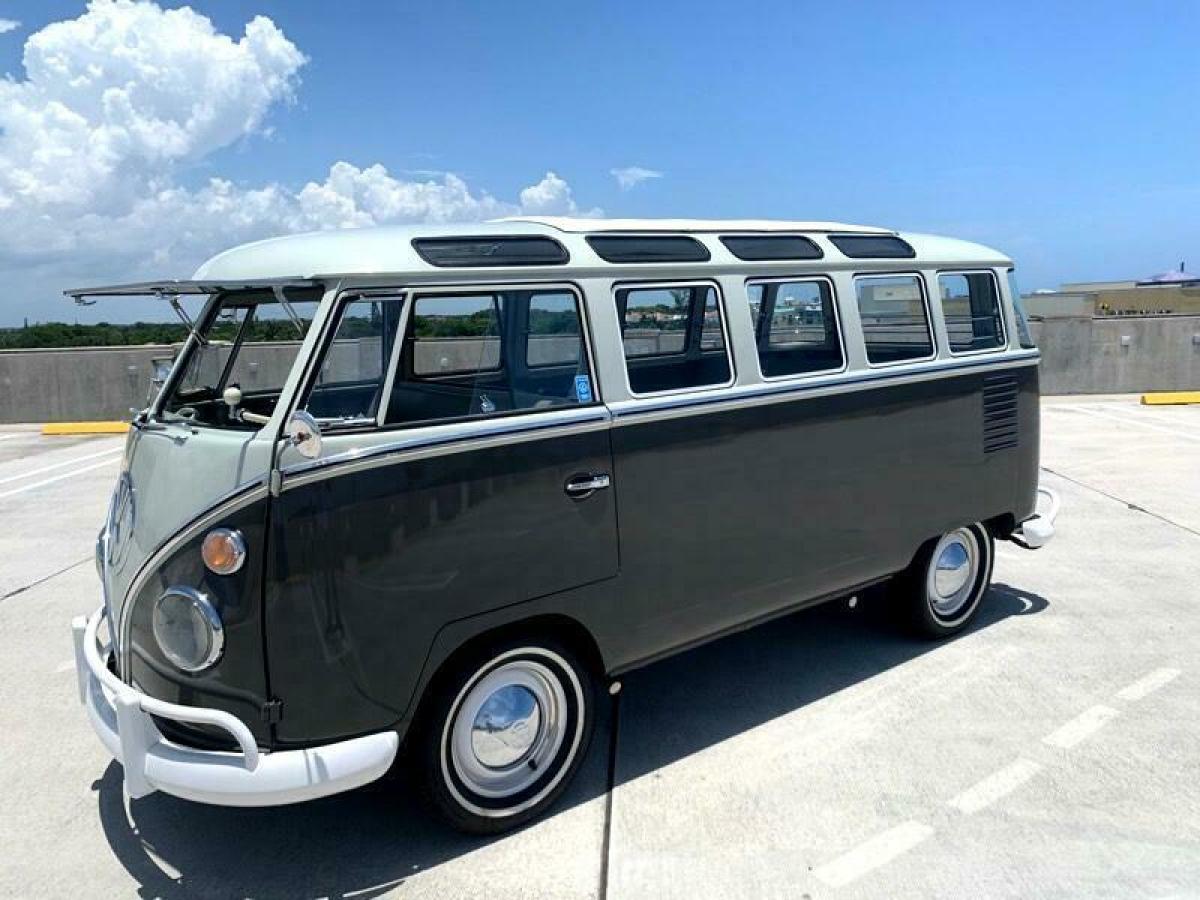 1961 Volkswagen Bus/Vanagon - photo 2