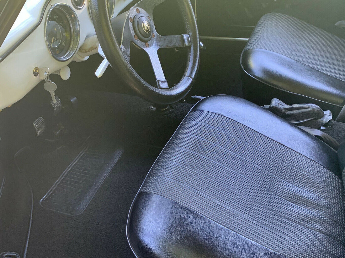 1961 Volkswagen Karmann Ghia - photo 11