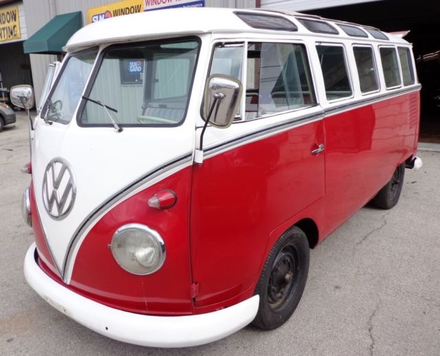1961 Volkswagen Kombi 23 Window Bus 1961 Volkswagen Bus/Vanagon DeLuxe