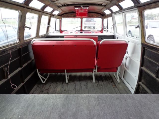 1961 Volkswagen Bus/Vanagon DeLuxe - photo 3