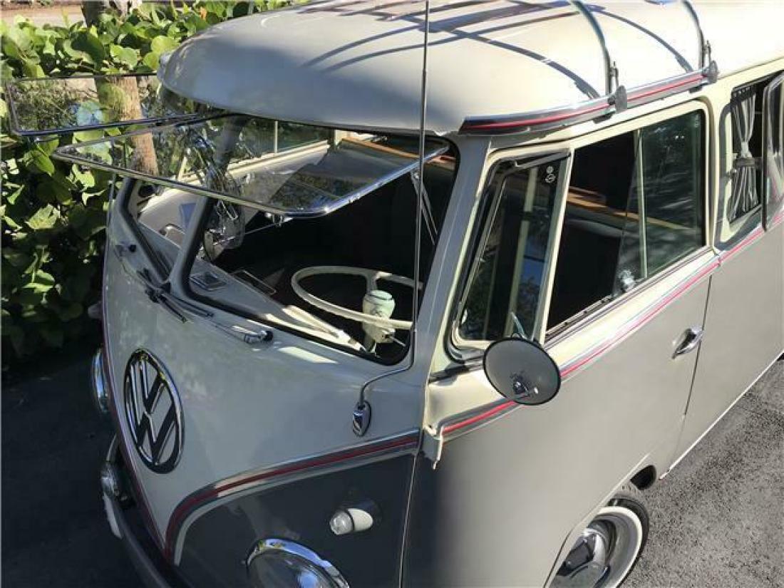 1961 Volkswagen Bus/Vanagon 11 windows - photo 2