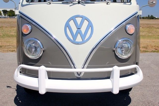 1961 Volkswagen Bus/Vanagon 23 Window - photo 13