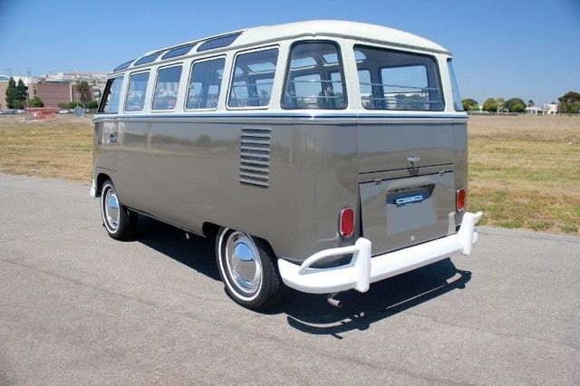 1961 Volkswagen Bus/Vanagon 23 Window - photo 8