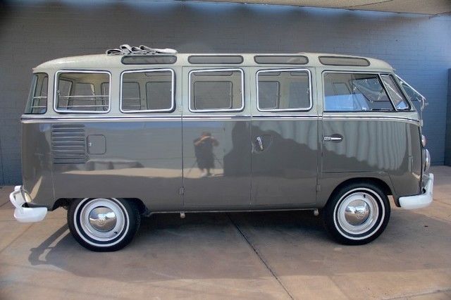 1961 Volkswagen Bus/Vanagon 23 Window - photo 7