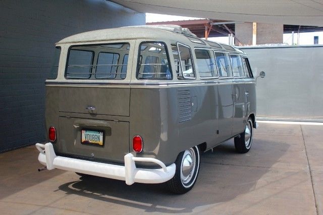 1961 Volkswagen Bus/Vanagon 23 Window - photo 9