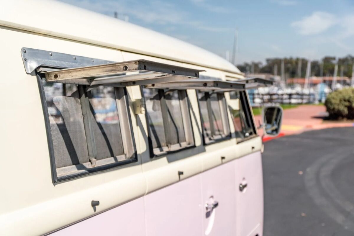 1961 Volkswagen Bus/Vanagon - photo 11