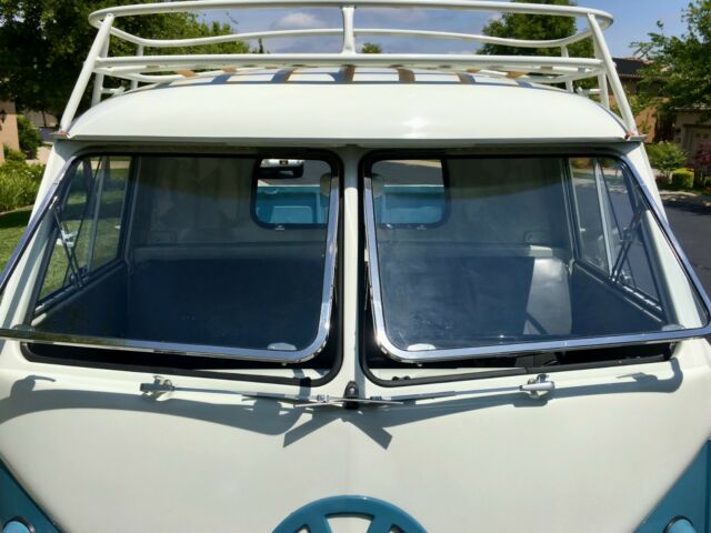 1961 Volkswagen Transporter - photo 12