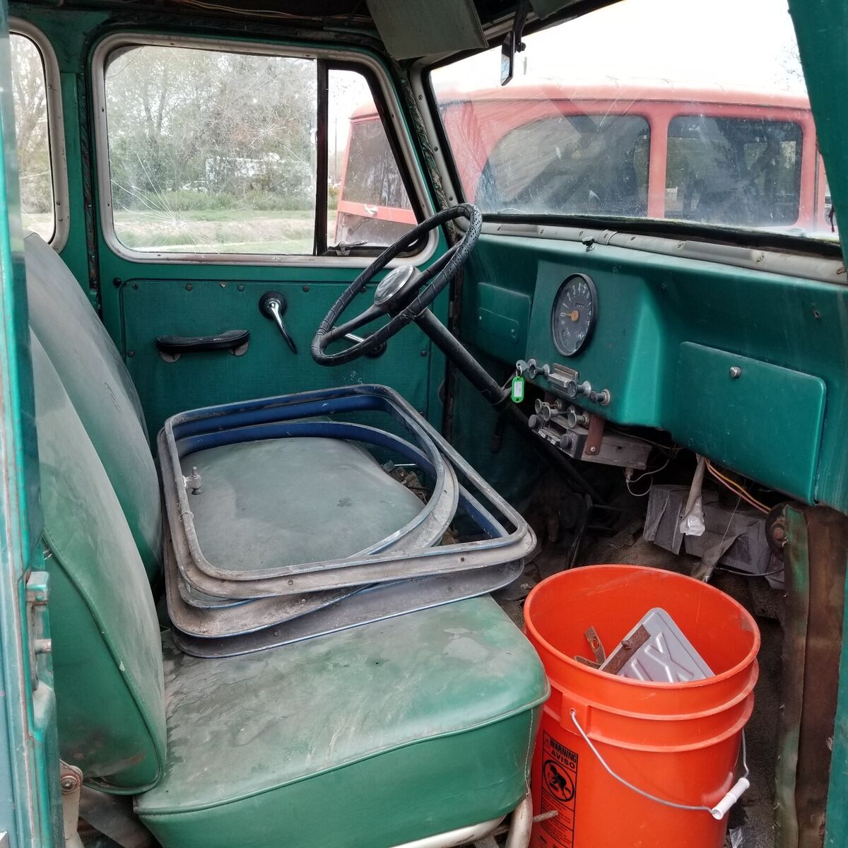 1961 Willys-Overland Rural Overland - photo 9