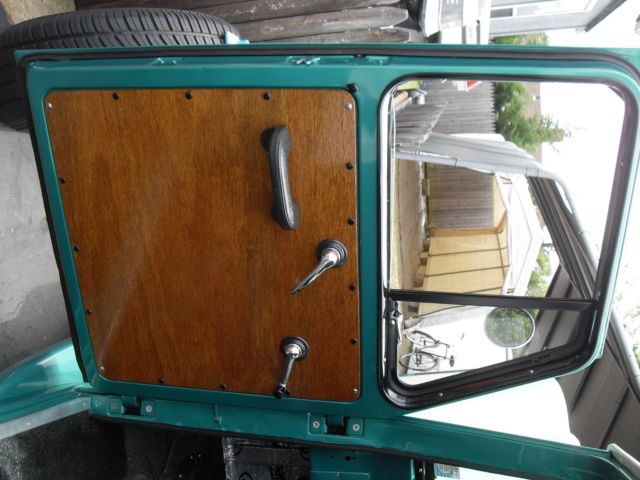 1961 Willys Wagon - photo 7