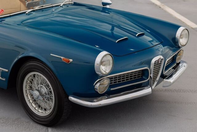1962 Alfa Romeo 2000 Spider - photo 6