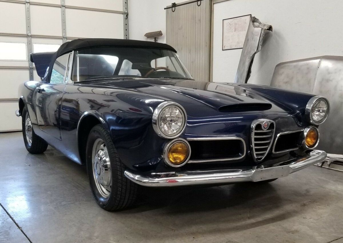 1964 Alfa Romeo Spider 2600 touring - photo 2