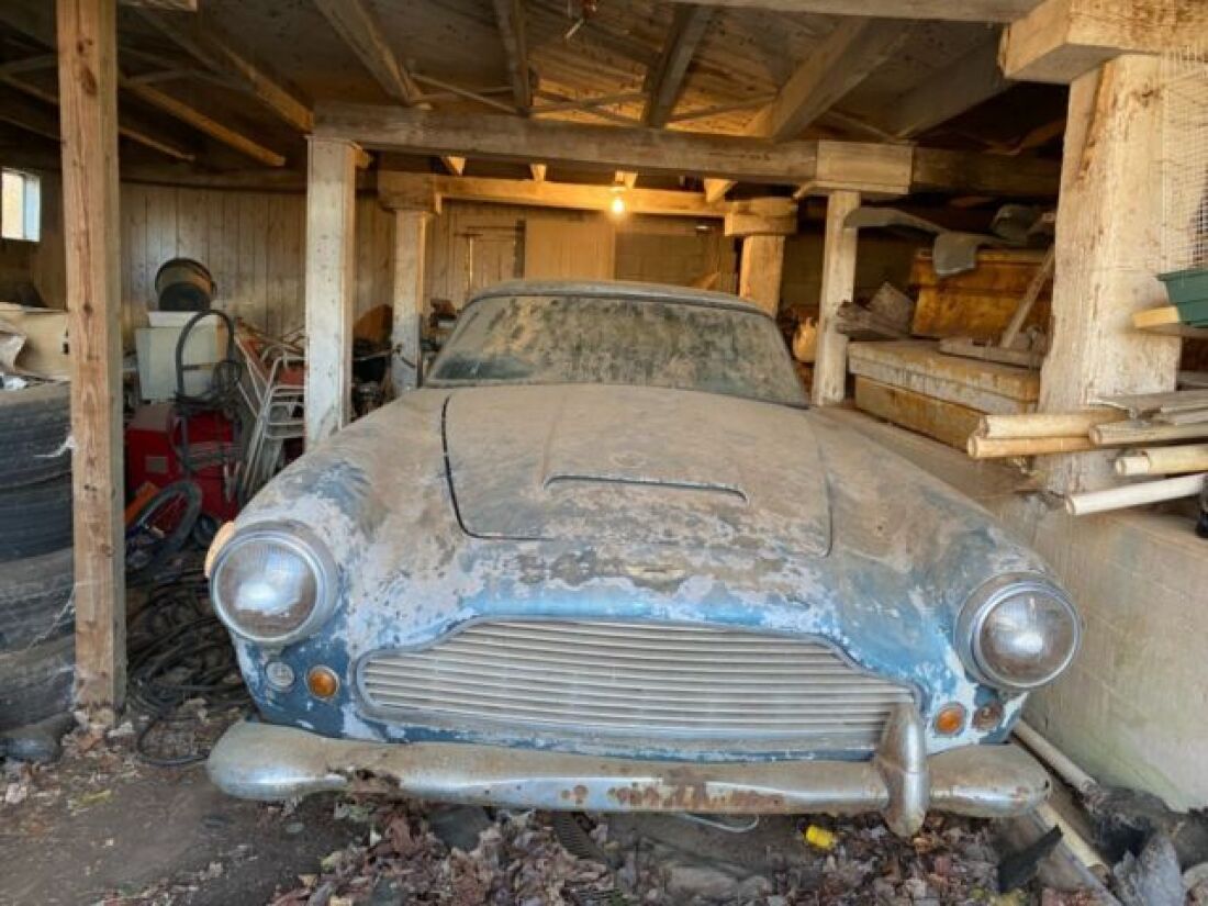 1962 Aston Martin DB4 - photo 6