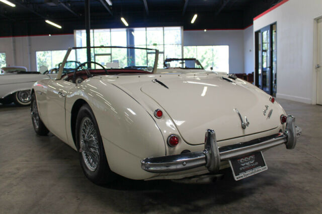1962 Austin Healey 3000 Mark II BT7 - photo 12