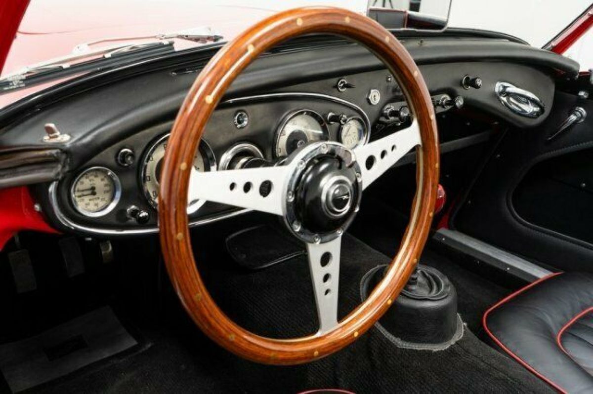 1962 Austin Healey 3000 Mark II Roadster - photo 12