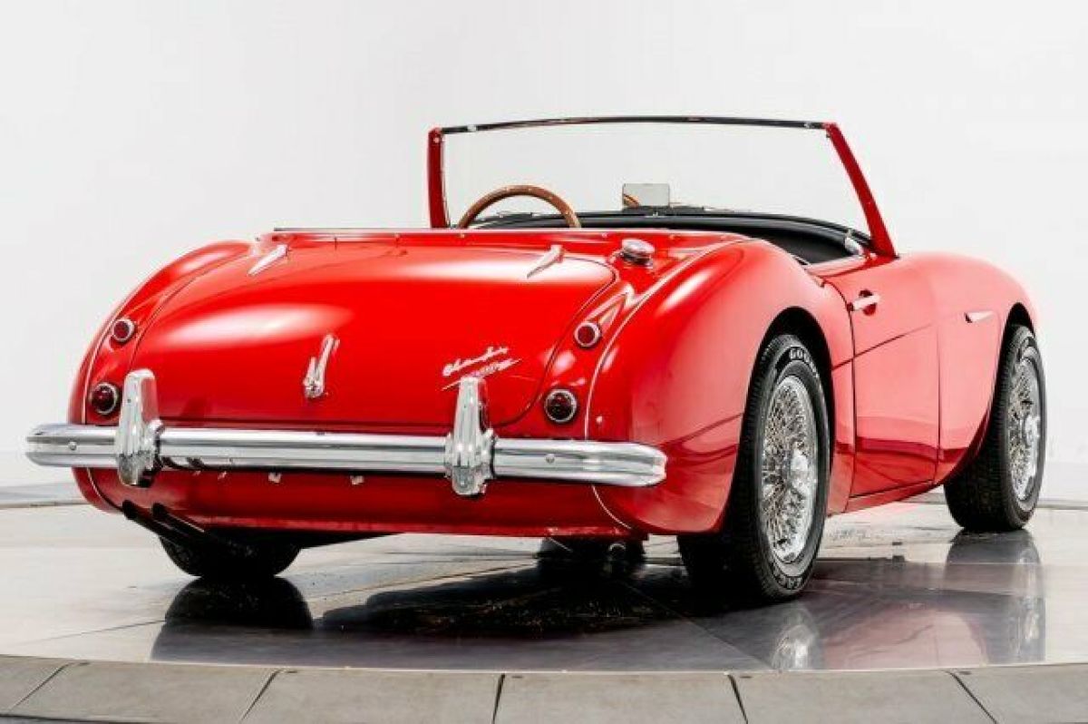 1962 Austin Healey 3000 Mark II Roadster - photo 8