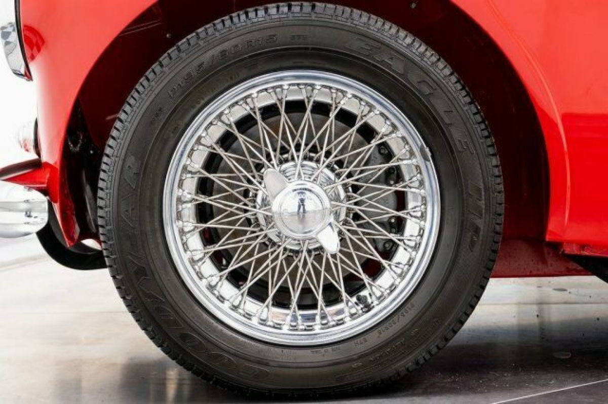 1962 Austin Healey 3000 Mark II Roadster - photo 9