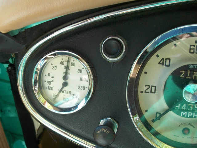 1962 Austin Healey 3000 Convertible - photo 7