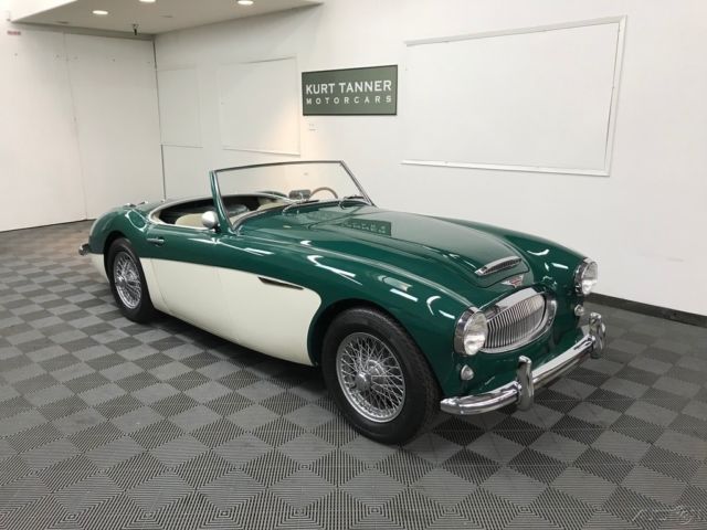 1962 AUSTIN HEALEY 3000 MK2 BN-7 TRI-CARB 2 SEAT. 1 OF ONLY 355 PRODUCED. BMIHT. 1962 Austin Healey 3000 3000 MK2 BN-7 TRI-CARB, TWO-SEATER, CENTERSHIFT.