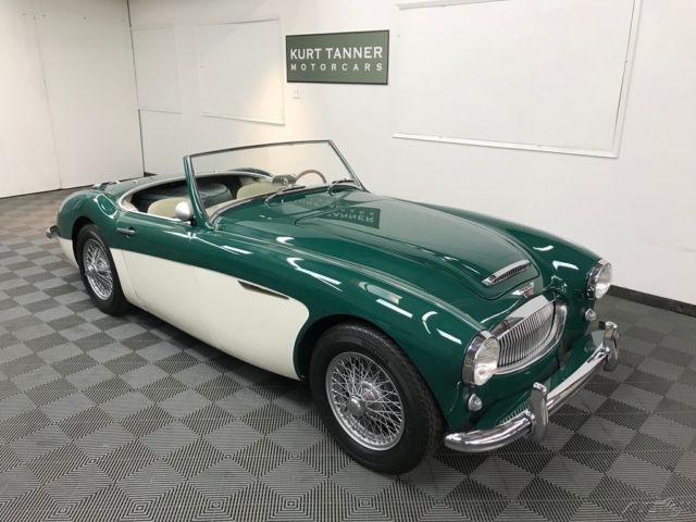 1962 Austin Healey 3000 3000 MK2 BN-7 TRI-CARB, TWO-SEATER, CENTERSHIFT. - photo 3