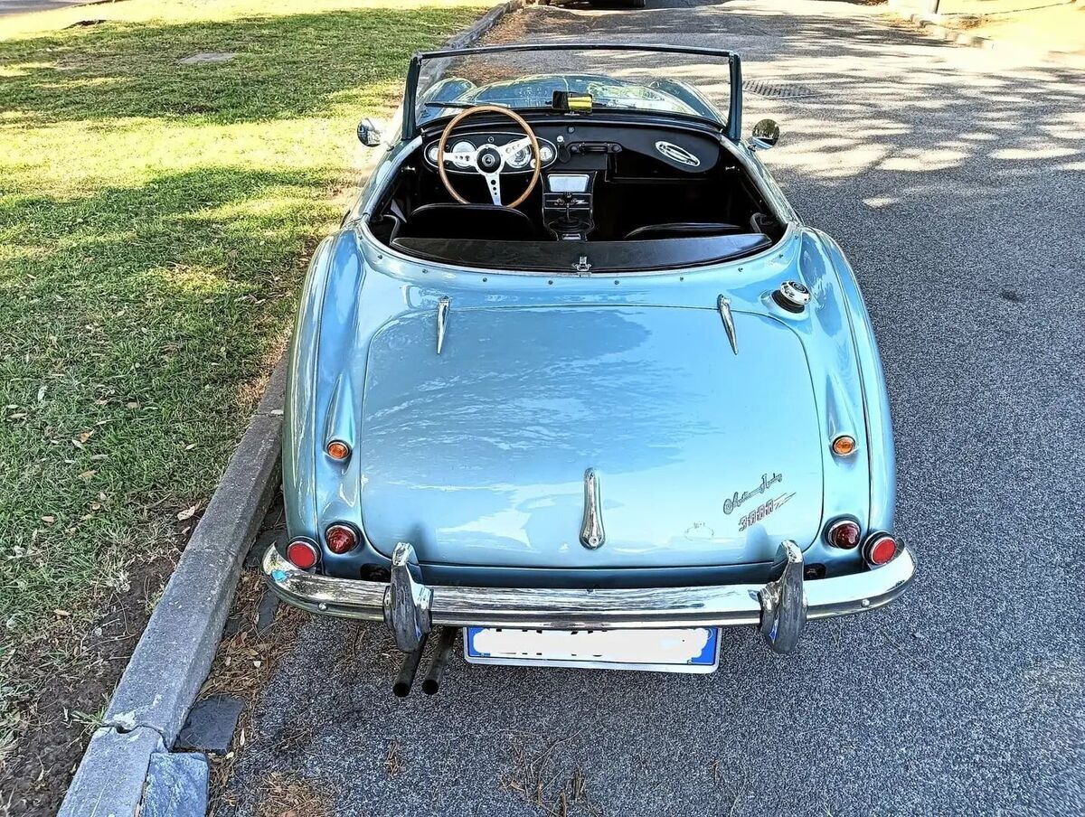 1962 Austin Healey 3000 1962 Austin-Healey,3000 MK2 BT7 2+2, 3,107 MILES - photo 5