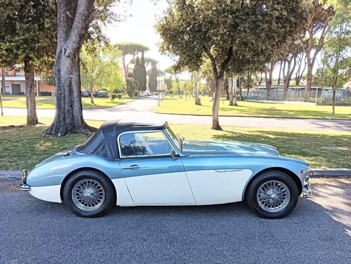 1962 Austin Healey 3000 1962 Austin-Healey,3000 MK2 BT7 2+2, 3,107 MILES - photo 6