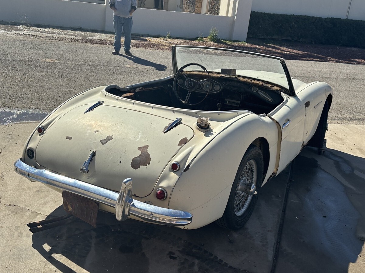 1962 Austin Healey 3000 Roadster - photo 7