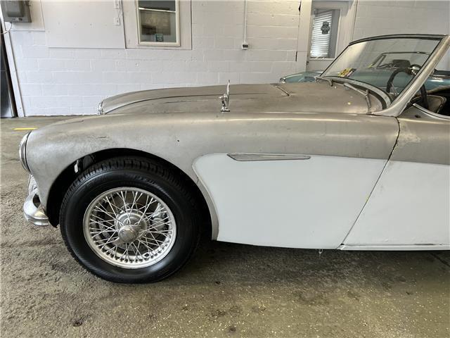 1962 Austin Healey 3000 Roadster - photo 11