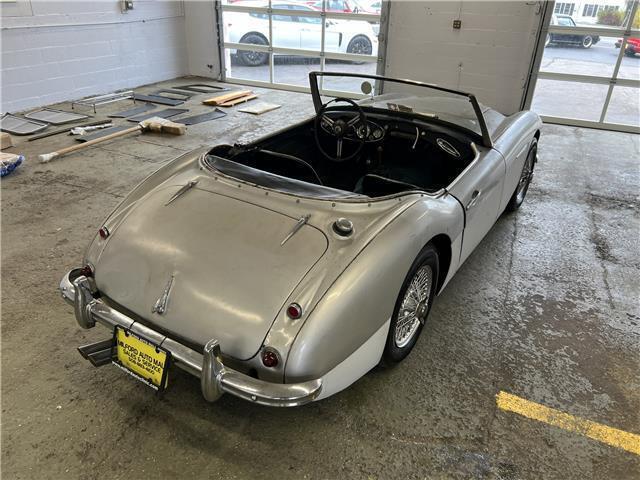 1962 Austin Healey 3000 Roadster - photo 8