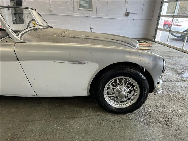 1962 Austin Healey 3000 Roadster - photo 9