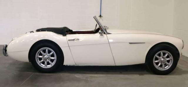 1962 Austin-Healey 3000 tri-carb 0 White Convertible I6 3.0L Manual 5-Speed 1962 Austin Healey 3000 tri-carb --